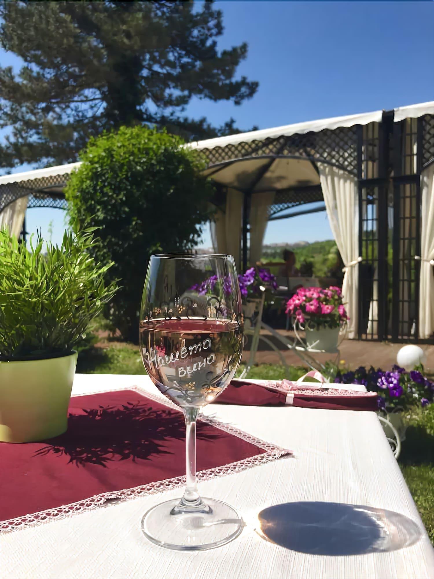 Park Hotel RAYA Garden Weliko Tarnowo Exterior foto